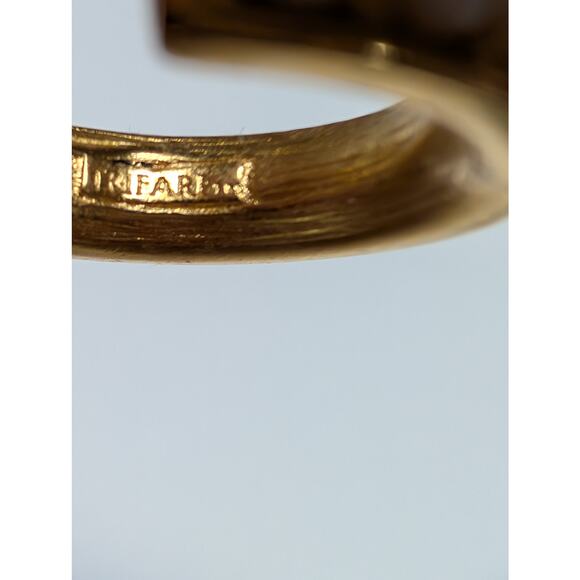 Trifari Gold-Tone Pearl Hoop Earrings – Signed - Picture 4 of 4